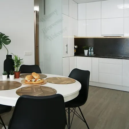 Irs Royal Irs Cztery Oceany * Gdansk